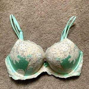 VS Very Sexy Push Up